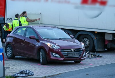 Update zum tödlichen Unfall in Markranstädt: Fahrradfahrer wird von PKW erfasst - Tödlicher Unfall in Makranstädt. Foto: EHL Media