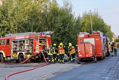 Update zur starken Rauchentwicklung bei Brand in Mittweida - Das Silo wurde später als KfZ- Werkstatt genutzt. Foto: Harry Härtel