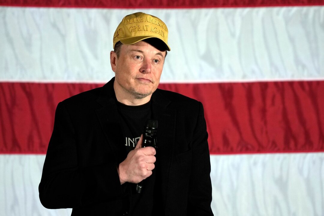 US-Gericht stoppt Musks Geldgeschenke an Wähler nicht - Elon Musk unterstützt den republikanischen Präsidentschaftskandidaten Donald Trump. (Archivbild)