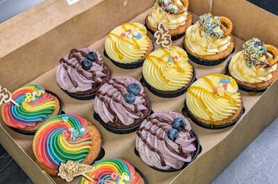 Vegane Schulanfangstorten und Cupcakes verzaubern Schulanfänger in Chemnitz - Karls Cupcakes: Vegane Schulanfangsleckereien.