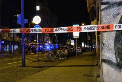 Vermummte Personen greifen geplantes Polizeirevier an - Nach massiver Sachbeschädigung hat die Polizei die Ermittlungen aufgenommen. Foto: xcitepress/Justin Vogel