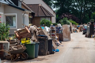 Versichert gegen Unwetter: Was Hausbesitzer wissen müssen - Eine Hausratversicherung sollte Elementarschäden abdecken.