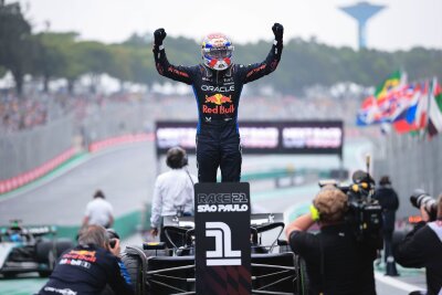 Verstappen nach "Wunderfahrt" vor Titel-Krönung - Eine Leistung aus einer eigenen Welt von Max Verstappen.