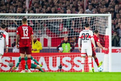 VfB-Sportvorstand hält früheren VAR-Einsatz für sinnvoll - Boris Tomiak gleicht aus.