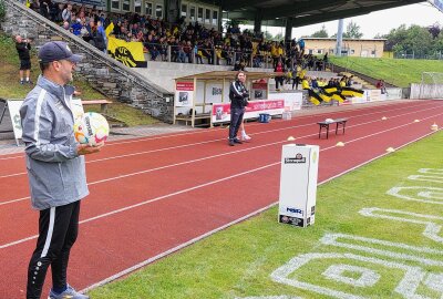 VFC-Pleite im Aufstiegskampf: Was sagt der Cheftrainer? - Cheftrainer Karsten Oswald hat sich zu Wort gemeldet. Foto: Karsten Repert