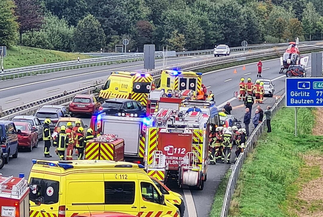 Vollsperrung der A4 in Richtung Görlitz: Unfall sorgt für Verkehrschaos - Am Donnerstagnachmittag kam es auf der A4 zu einem Unfall. Foto: xcitepress