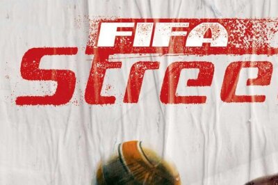 Von Anfang bis Ende, vom Pixel-Kick zur Milliarden-Marke, von "FIFA" bis "EA Sports FC" - Ronaldinho warb für eine völlig neue und gänzlich andere Variante der FIFA-Serie: "FIFA Street" brachte den Straßenfußball auf Konsole und PC.