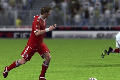 Von Anfang bis Ende, vom Pixel-Kick zur Milliarden-Marke, von "FIFA" bis "EA Sports FC" - Das größte Novum bei "FIFA 10": volle 360-Grad-Bewegungen der Spieler auf dem Platz.