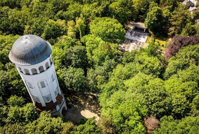 Von Singapur nach Feuerland: Diese DDR-Kultband kommt im Juni nach Burgstädt - "Keimzeit" gastieren im Juni auf der Freilichtbühne am Fuße des Taurasteinturms im Burgstädter Wettinhain. Bild: Ralf Jerke