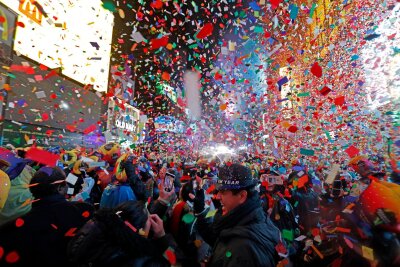 Warme Urlaubstrends für Weihnachten und die Winterferien - Happy New Year im Big Apple: New York ist ein beliebtes Ziel für Reisen rund um Silvester.