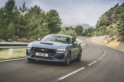 Warum der neue Ford Mustang ein Muscle Car alter Schule ist - Ein wenig so wie immer - zum Glück: Der neue Ford Mustang als Coupé.