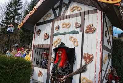 Was Herbstferienkinder im Vogtland alles erleben können - Märchen gibt es in Saalburg zu entdecken. Foto: Simone Zeh