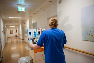 Was macht eigentlich eine Fachkraft für Palliativpflege? - Auf einer Palliativstation ist kein Tag wie der andere – die Pflege wird an die Bedürfnisse jedes Patienten angepasst.