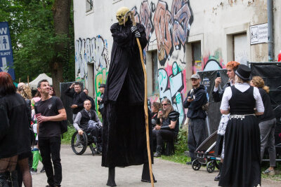 Wave-Gotik-Treffen 2024: Bilder vom Samstag - Gesichter vom WGT 2024 im Heidnischen Dorf am Samstag.