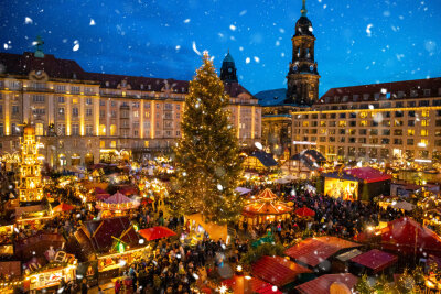 weihnachtensachenchemnitzdresdenleipzigerzgebirgeweihnachtsmannkindervorfreudeweihnachtsbaumengelparkeninnenstadt