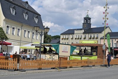 Weinfest-Händler ziehen positive Bilanz - Als Location hat man neben dem Roß-Innenhof auch den Marktplatz genutzt. Foto: Ralf Wendland