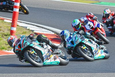 Weitere tolle Erfolge bei der IDM in der Eifel - Toni Finsterbusch (# 56) raste auch auf dem Nürburgring einmal aufs Podest. Foto: Thorsten Horn