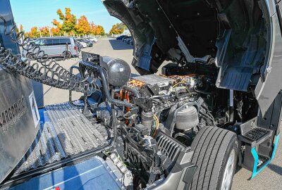 Weltweit erster eTruck fährt in Sachsen! - Der erste MAN eTruck findet seinen Weg zum Kunden. Foto: EHL Media/Erik-Holm Langhof