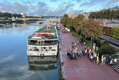 Wie ein Reiseveranstalter aus Mitteldeutschland sich intensiv für Nachhaltigkeit einsetzt - Auch Kreuzfahrten sorgen für einen hohen Emissionsausstoß. Foto: Schumann Reisen