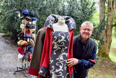 Wikinger-Markt auf Burg Rabenstein: Mittelalterliches Handwerk und Spektakel - Der Wikinger-Markt begeistert so jeden Geschichtsliebhaber. Foto: Steffi Hofmann