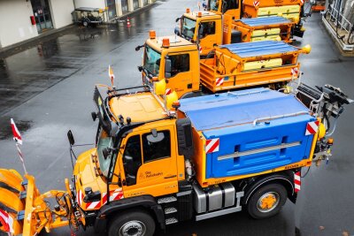 Winterdienst auf sächsischen Autobahnen einsatzbereit - Die sächsischen Autobahnmeistereien planen die Wintersaison bis zum 13. April kommenden Jahres.