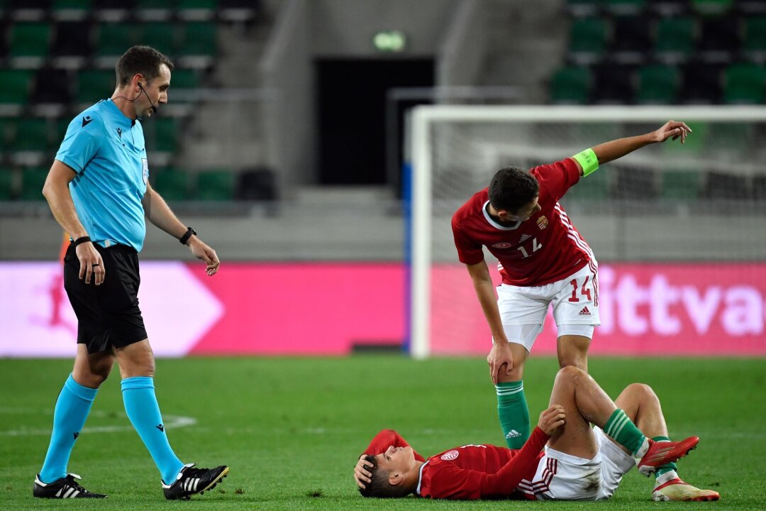 Wirbel um Videos: UEFA ermittelt gegen Schiedsrichter Coote - Der Schiedsrichter David Coote sorgt in England für Schlagzeilen.