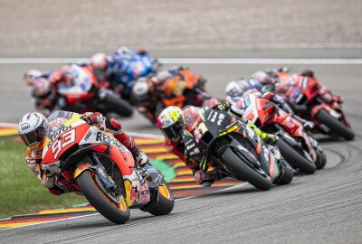 WM-Stopp mit Spektakel-Garantie: Sachsenring bereit für die Neuauflage des Ducati-Duells - Marc Marquez gewann 2021 zuletzt am Sachsenring - sein damals elfter Sieg in Serie. Foto: Adac/Christians