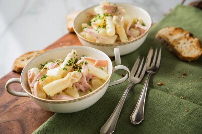 Womit sich Spargel besonders gut kombinieren lässt - Ein Rezept für kreative Köpfe.