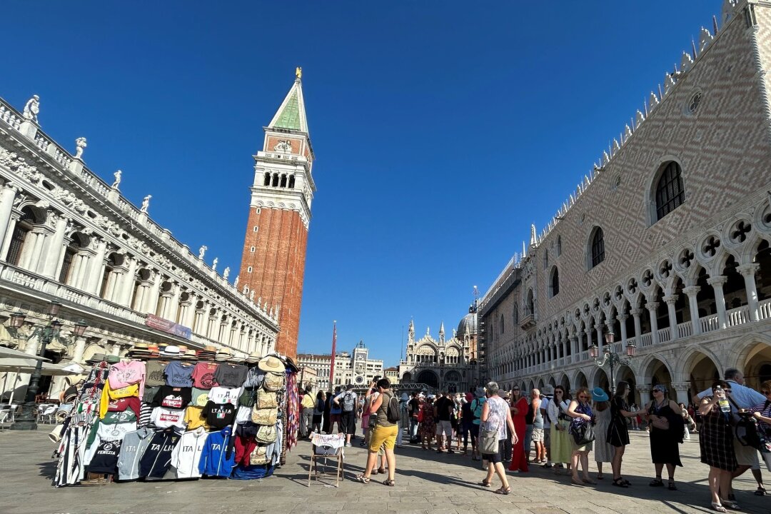 Zehn Euro für Venedig: Eintritt wird teurer - In Venedig sollen Tagesbesucher künftig bis zu zehn Euro bezahlen. (Archivbild)