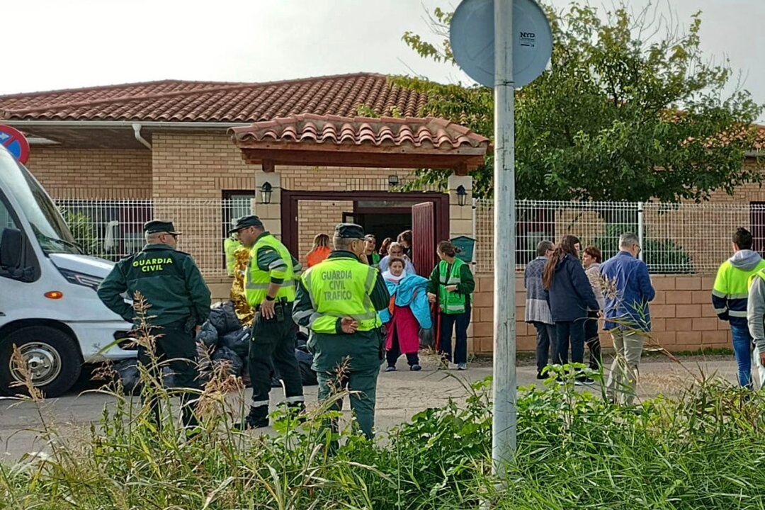 Zehn Tote bei Brand in spanischem Seniorenheim - Zum Zeitpunkt des Brandes sollen sich 82 Bewohner in dem Heim befunden haben.