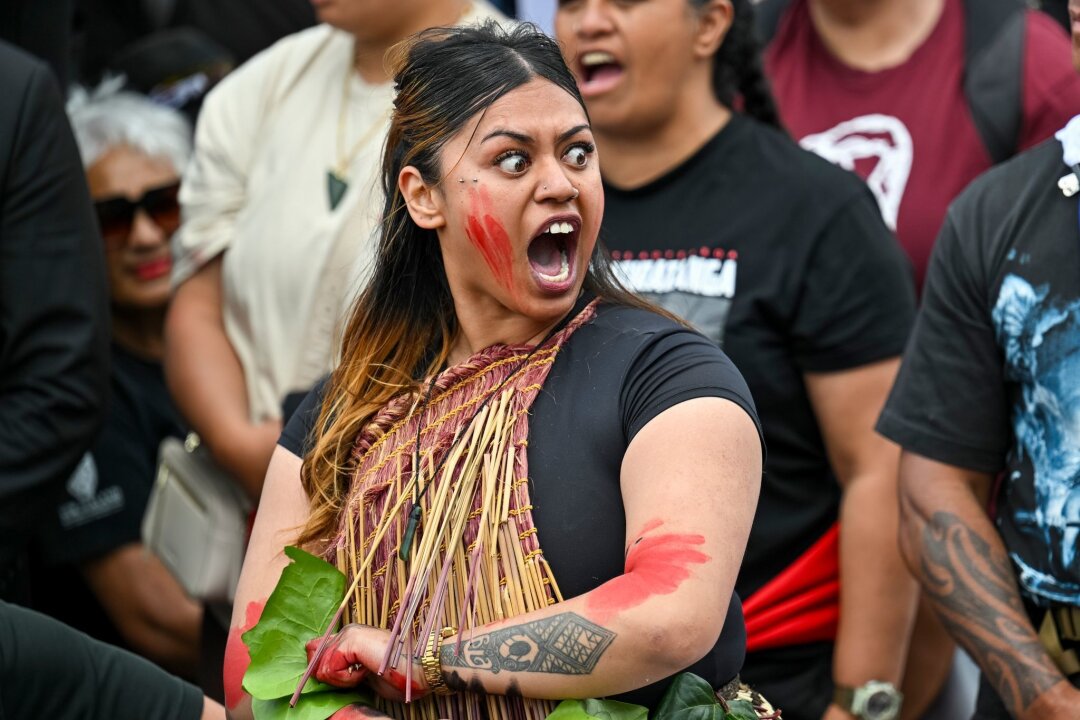 Zehntausende bei Maori-Protesten in Neuseeland - Viele Maori in Neuseeland haben ihrer Traditionen und Bräuche bewahrt. Berühmt ist etwa der rituelle Tanz "Haka". 