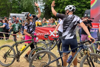 Zieleinlauf und Freude pur am Stausee: Das sind die Siegerfotos vom Heavy24 - Impressionen vom Zieleinlauf.