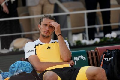 Zverev gegen Alcaraz - "Popcorn-Match" beim Saisonfinale - Gegen Carlos Alcaraz fehlte Alexander Zverev im Endspiel der French Open ein Satz zum Titel.