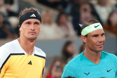 Zverev zu Nadal-Abschied: "Schmerz ist das falsche Wort" - Alexander Zverev (l) wird beim Abschied von Rafael Nadal in Malaga nicht vor Ort sein.