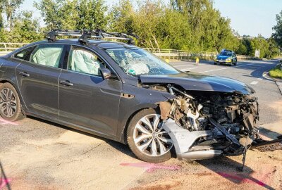 Zwei Verletzte bei Frontalzusammenstoß auf der S56 - Schwerer Unfall auf der S56 bei Ohorn. Foto: xcitepress