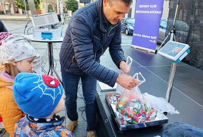 Zwickauer Aktion am Weltpolio-Tag: Plastikdeckel gegen das Virus - Die Kita Windbergmäuse sammelte über sieben Kilo. Foto: Reinke, H. Fr. / Stadt Zwickau