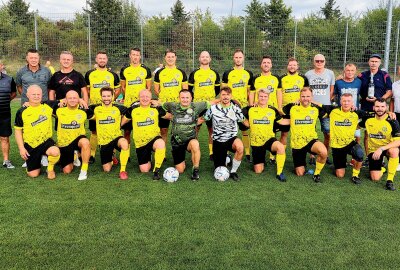 Zwickauer Fußballlegenden gewinnen Hinspiel gegen VFC-Traditionself - Karsten Repert / Pressebüro Repert