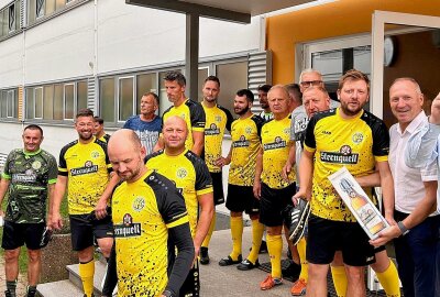 Zwickauer Fußballlegenden gewinnen Hinspiel gegen VFC-Traditionself - Karsten Repert / Pressebüro Repert