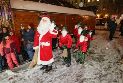 Zwickauer Weihnachtsmarkt eröffnet am 25. November - Der Zwickauer Weihnachtsmarkt findet vom 25. November bis 22. Dezember statt. Foto: Mario Dudacy