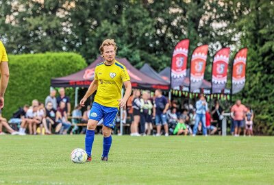 Zwölf Tore im Jubiläumsstadtteil Ebersdorf - Der SV IKA Chemnitz empfing in Ebersdorf das Team "Chemnitz 2025". Foto: Peggy Schellenberger