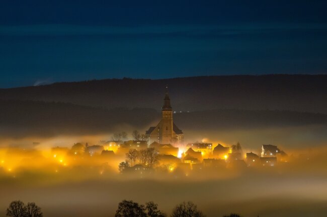 Schneeberg im Nebel